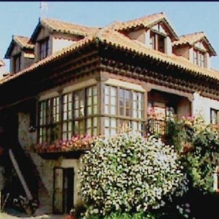 Posada La Casona De Ucieda Exteriér fotografie